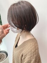 ステアケース ギンザセブン(stair:case ginza7) ナチュラル前下がり長めショートボブ