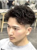 札幌フェザーショートシャドウパーマセンターパートウルフゆるめ