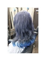 フェイスヘアーデザイン(Faith Hair Design)&nbsp;濃淡ブルーの裾カラー