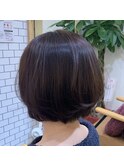 ショートボブ