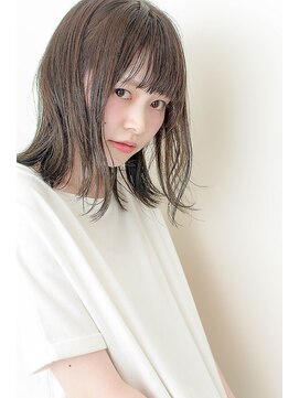 ウゴハナレ(UGO hanare) アッシュベージュミディ