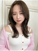 前髪なし　ロングレイヤー　顔まわりカット　くびれミディ