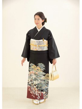 キモノクイーン(KIMONO QUEEN) 黒留袖レンタル￥33,000 /No.9