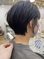 ロミー 本厚木(ROMMY.) 20代~50代☆小顔ショートボブ☆フェザーショートヘッドスパ