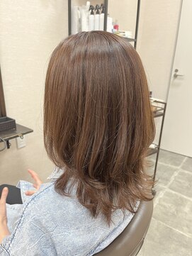 バセット バイ アルター 鎌取店(basset by aL-ter) ミディアムレイヤー×ベージュ