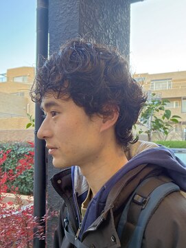 ロライマ 代官山(roraima) メンズショート ナチュラルパーマ 外国人風