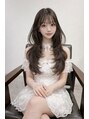 ユウキカガヤキ(YUUKI KAGAYAKI)&nbsp;たっぷりレイヤーカットで柔らかい質感に、ロングヘアを楽しもう