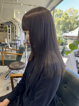 イル(ill) ブリーチ無し イルミナカラー 透明感 大須