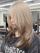 ニコトウキョウ 新宿(nico TOKYO)&nbsp;ミディアムレイヤーカット顔周りレイヤーウルフハッシュカット