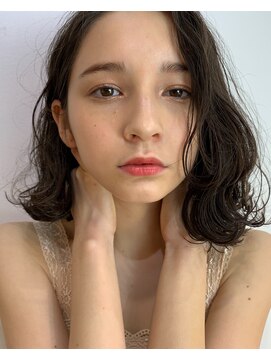 グッデイ ヘアー(GOOD DAY HAIR) ブリーチなしカラー  毛先パーマ　黒髪 　フレンチボブ 　下北沢