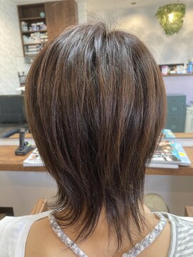 サロンパルヨン ヘアーアンドネイル(SALON paljon Hair&Nail) 縦長シャープウルフ