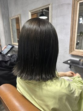 ゴエン(goen) 弱酸性ストレート×外ハネスタイル