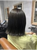 弱酸性ストレート×外ハネスタイル
