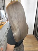 ミルクティーベージュ