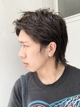 ヤリーバイミクマル(yaree by micmal.) スパイキーショートパーマビジネスヘアセンターパートコンマヘア