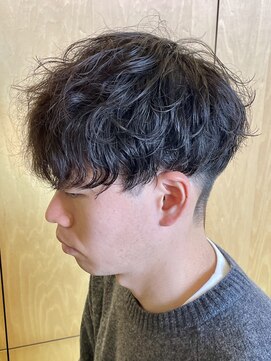 ニアウ 伊勢崎連取店(Niau) 波巻きスパイラルパーマツイストスパイラルパーマシャドウパーマ