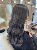 20代30代アッシュグレージュナチュラルロングヘア