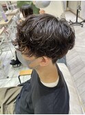 シャドウパーマフェザーパーマスペインカールメンズパーマ