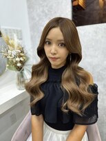 ラビス(Lovis) ミディアム/暗めカラー/デザインカラー/フェイスフレーミング