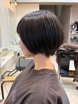 ベル(Belle) ダークアッシュxショートボブ