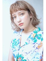 厚め束感バングボブxクラシカルxグレージュx外ハネ