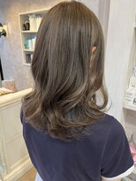 キャアリー(Caary)&nbsp;福山美容室caary大人気イルミナカラー　Wカラーくすみベージュ