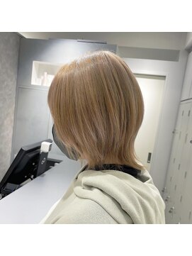 ユーフォリア 新宿通り(Euphoria) イメチェン☆大人かわいい美髪外ハネボブウルフ☆20代30代40代