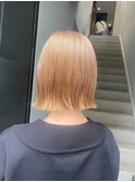 ハイトーンカラー×切りっぱなしボブ