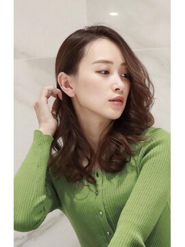 キャリ(CALI) 巻き髪レイヤースタイル・田町・三田・美容室・平林