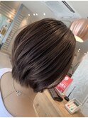 ショートボブ