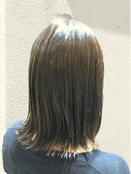 リノヘアー(lino hair)の写真/髪と頭皮に優しいオーガニックカラーで、艶感のある綺麗な仕上がりに♪染める度にツヤと潤いを与えます。