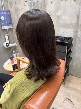 コージー(Kozy) くびれミディアム/柔らかブラウン