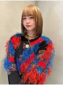 イメチェン/ホワイトブロンド/外ハネボブ/美髪/梅田