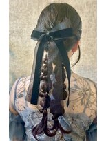 スタイル 横浜(STYLE)&nbsp;結婚式お呼ばれツイン編みおろし／ヘアセット/タイト/アレンジ