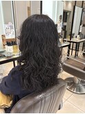 結んでもおろしても可愛いロングパーマヘア (銀座)