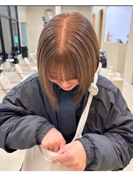 スニュウ(snuw) (snuw_hotaru)レイヤーボブマロンベージュラベンダーミルクティ