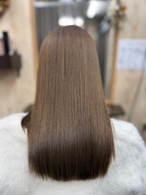 スムース(Smooth)&nbsp;くせ毛・広がり改善｜髪質改善縮毛矯正ロング
