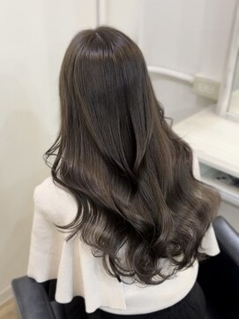 イオエ 心斎橋(ioe) 前髪/アンブレラカラー/こなれミディ/髪質改善/イメチェン