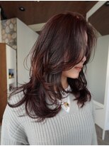 ビュートリアム 七里ヶ浜(BEAUTRIUM)&nbsp;外国人のようの顔周りレイヤースタイルとブリーチなし暖色