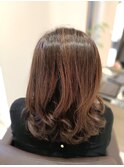 大人のミディアムレイヤーカットスタイル40代
