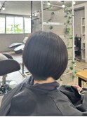 ショートボブ