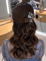 オモチャ 銀座(OMOCHA)&nbsp;結婚式ハーフアップ/韓国風お呼ばれヘアアレンジ