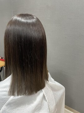 ルシードスタイル アウラ 松戸市五香(LUCIDO STYLE Aura) 艶色 【トリートメント】