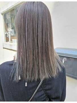 サーティーン(THIRTEEN) HUEでダメージを抑えた極細ハイライト♪白髪ぼかしにも◎30代