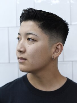 メリケンバーバーショップ フクオカ(MERICAN BARBERSHOP FUK) ハイライトマッシュパーマウルフアッシュブラック