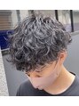 ジーナ セントラル銀座(Zina)&nbsp;波巻きパーマで直毛の方に動きを！女性もできます！