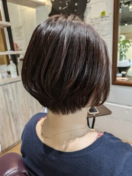 チアー ヘアリラクゼーション(cheer HAIRRELAXATION) ツヤ感ショート