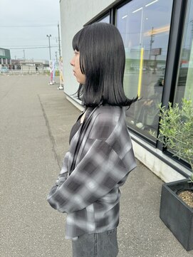 フェーディン(fa/din) 姫カット×ブルーブラック