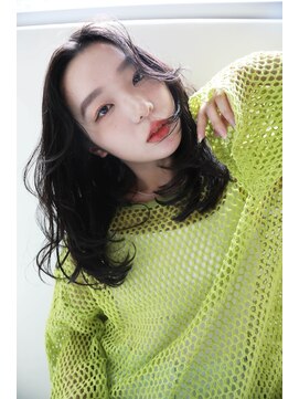 ホワイトストーン WHITE STONE ニュアンスミディ「前髪アンブレラカラーこなれミディ」