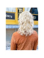 スピークイージー サルーン ビューティースミス(Speakeasy Saloon Beautysmith) ハイトーンカラー